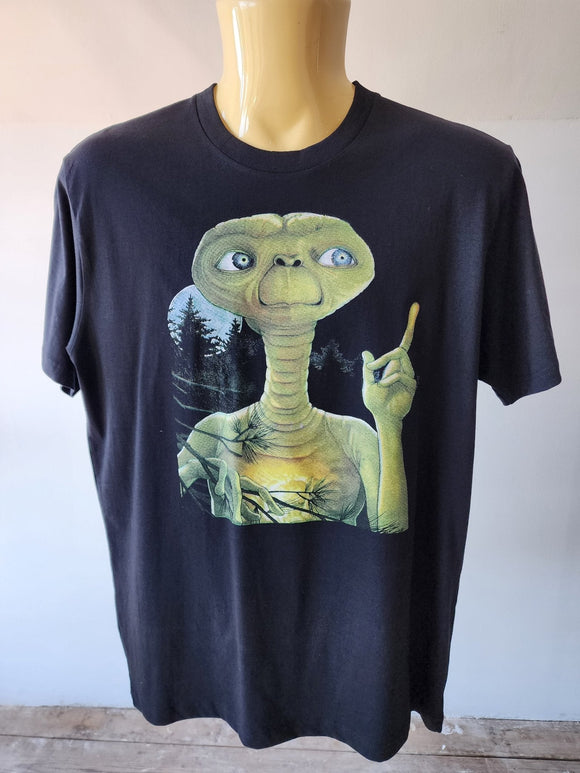 E.T Black T-shirt - Kwaitokoeksister South Africa