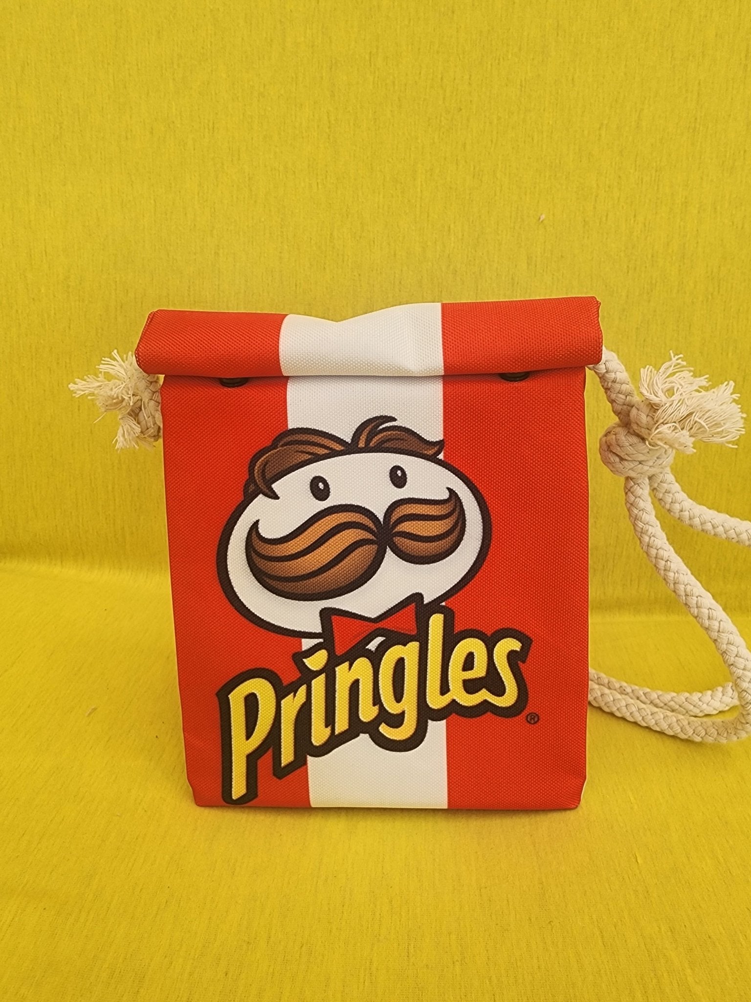 Pringles bag