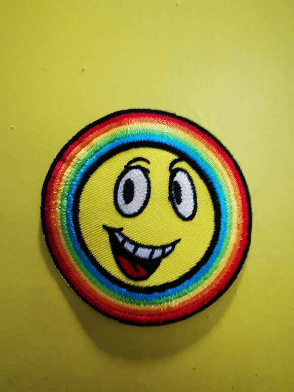 Smiley Face Embroidered Iron on Patch - Kwaitokoeksister South Africa